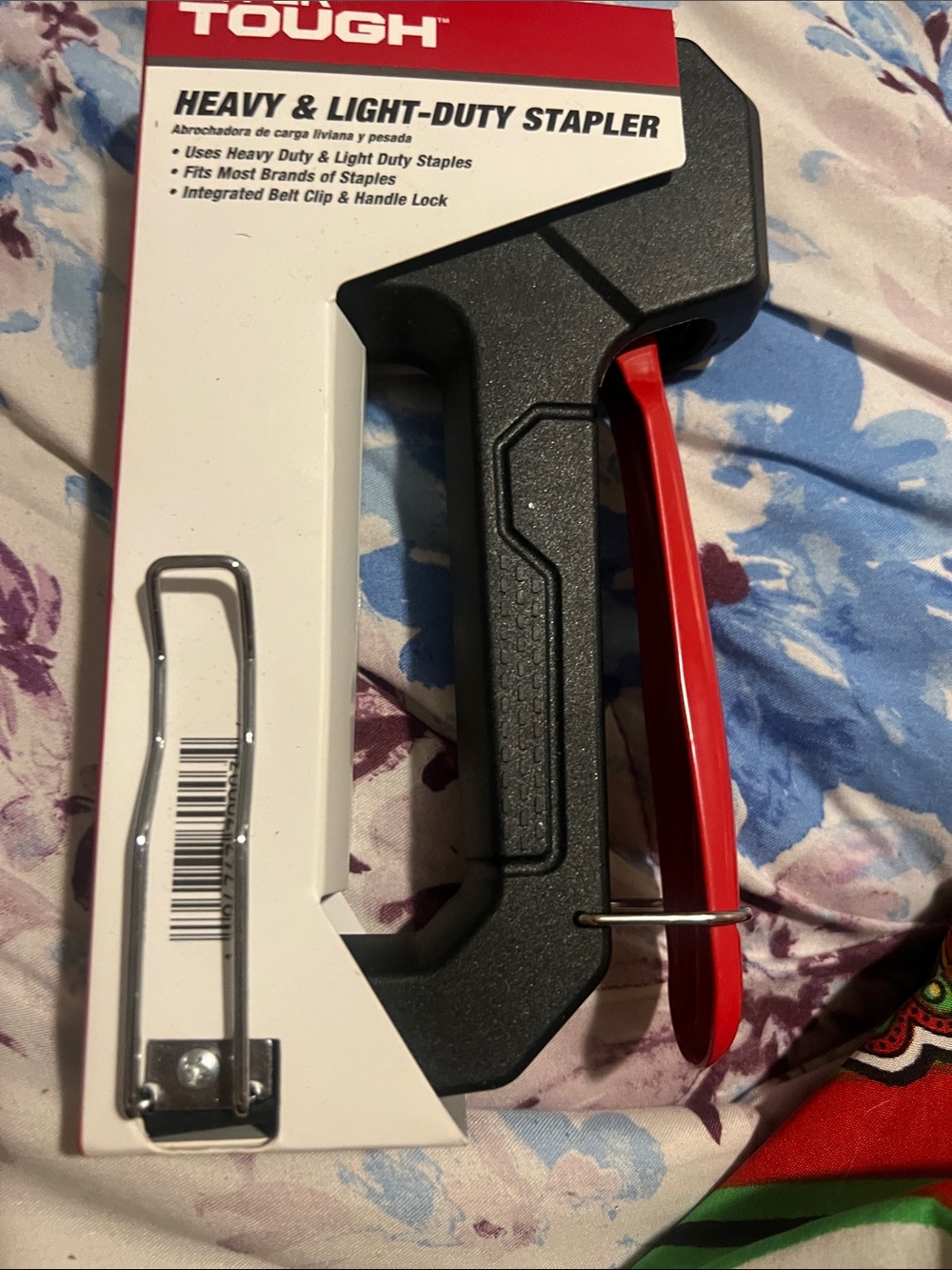 Tough Heavy & Light-Duty Stapler — Black and Red